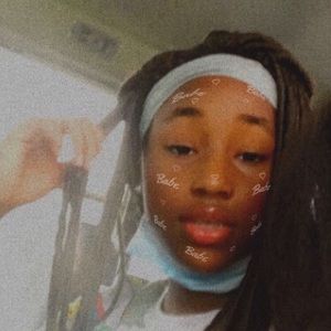 Meet your Posher, Jasmine